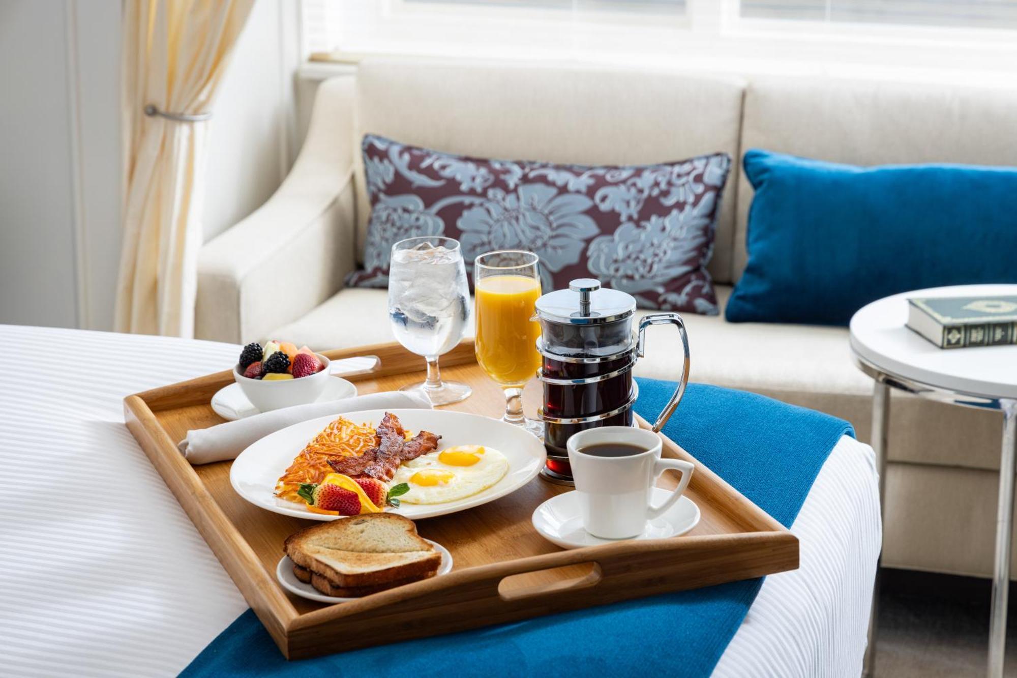 The H Hotel Midland Ngoại thất bức ảnh